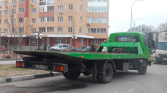 evakuatori v Нагатинском затон
